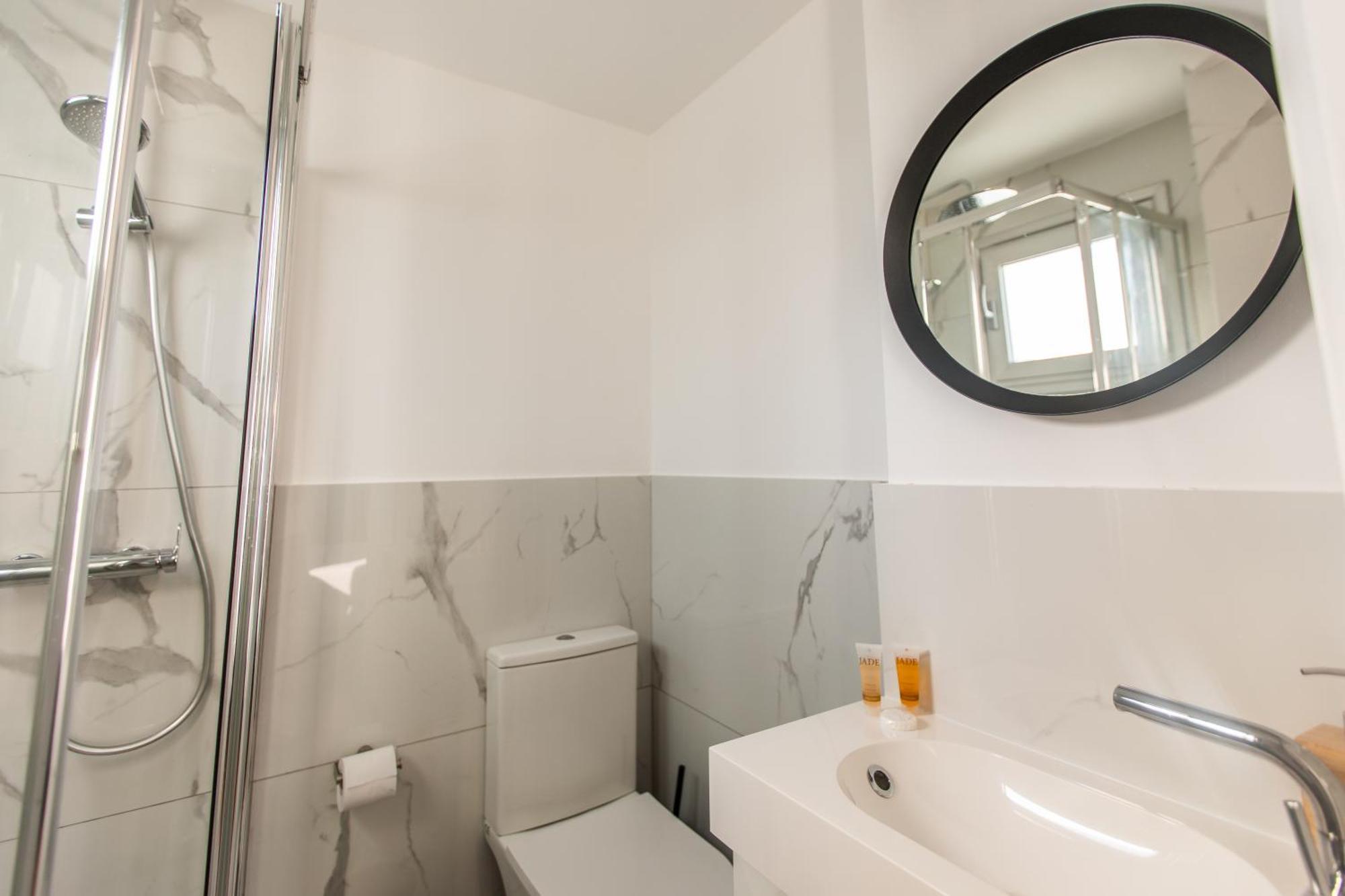 Rooms - Unique Staying In Paphos Centre 客房 照片